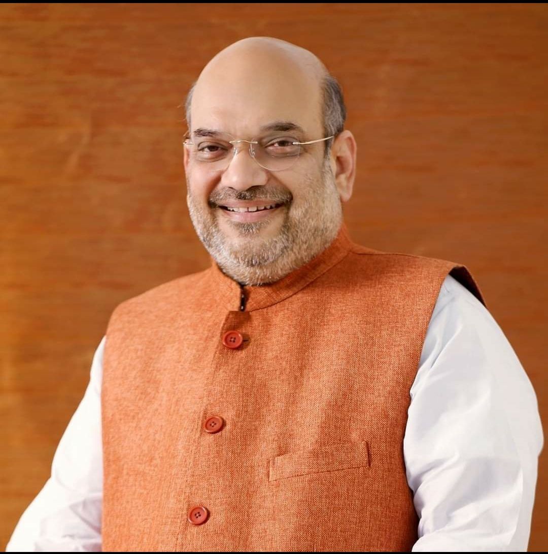 તા.૦૫-૦૮-૨૦૨૫ ના રોજ દેશના માનનીય ગૃહમંત્રી શ્રી અમિત શાહ સાહેબને ખૂબ ખૂબ અભિનંદન. વડાપ્રધાન શ્રી નરેન્દ્ર મોદીજીએ બેઠકમાં અમિત શાહની પ્રશંસા કરી, નોંધ્યું કે તેઓ હવે સૌથી લાંબા સમય સુધી કેન્દ્રીય ગૃહમંત્રી તરીકે સેવા આપતા રહ્યા છે. ભાજપના વરિષ્ઠ નેતા અમિત શાહે મંગળવારે ભારતના સૌથી લાંબા સમય સુધી ગૃહમંત્રી તરીકે સેવા આપવાનું અનોખું ગૌરવ પ્રાપ્ત કર્યું. તેમણે દેશના ગૃહમંત્રી તરીકે ૨,૨૫૮ દિવસ (૬ વર્ષ ૬૫ દિવસ) પૂર્ણ કર્યા.